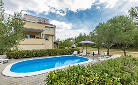 Apartments Villa Orion